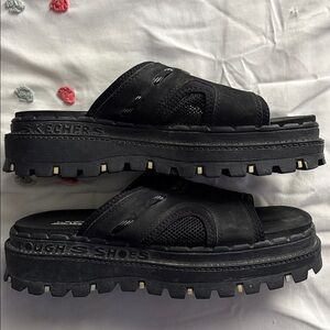 ⭐️ Vintage 90s Skechers Black Slip-On Sandals ⭐️
